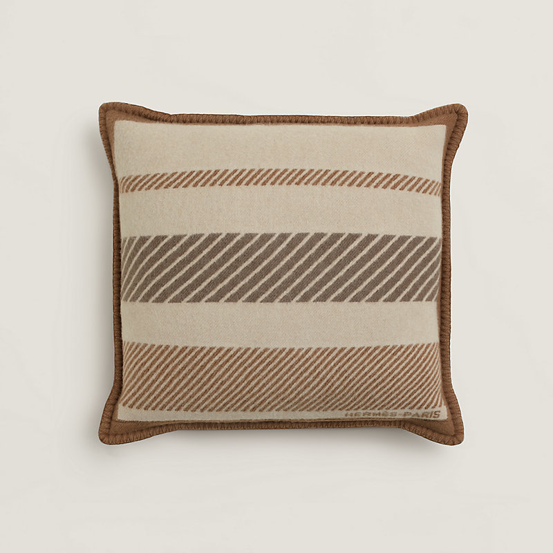 cheval-a-la-couverture-pillow-
